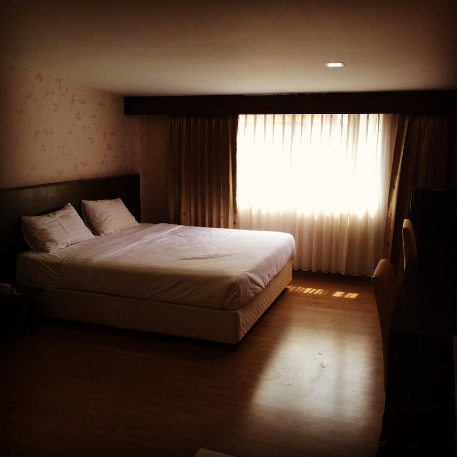 Iraqi Hotel Makkasan Esterno foto